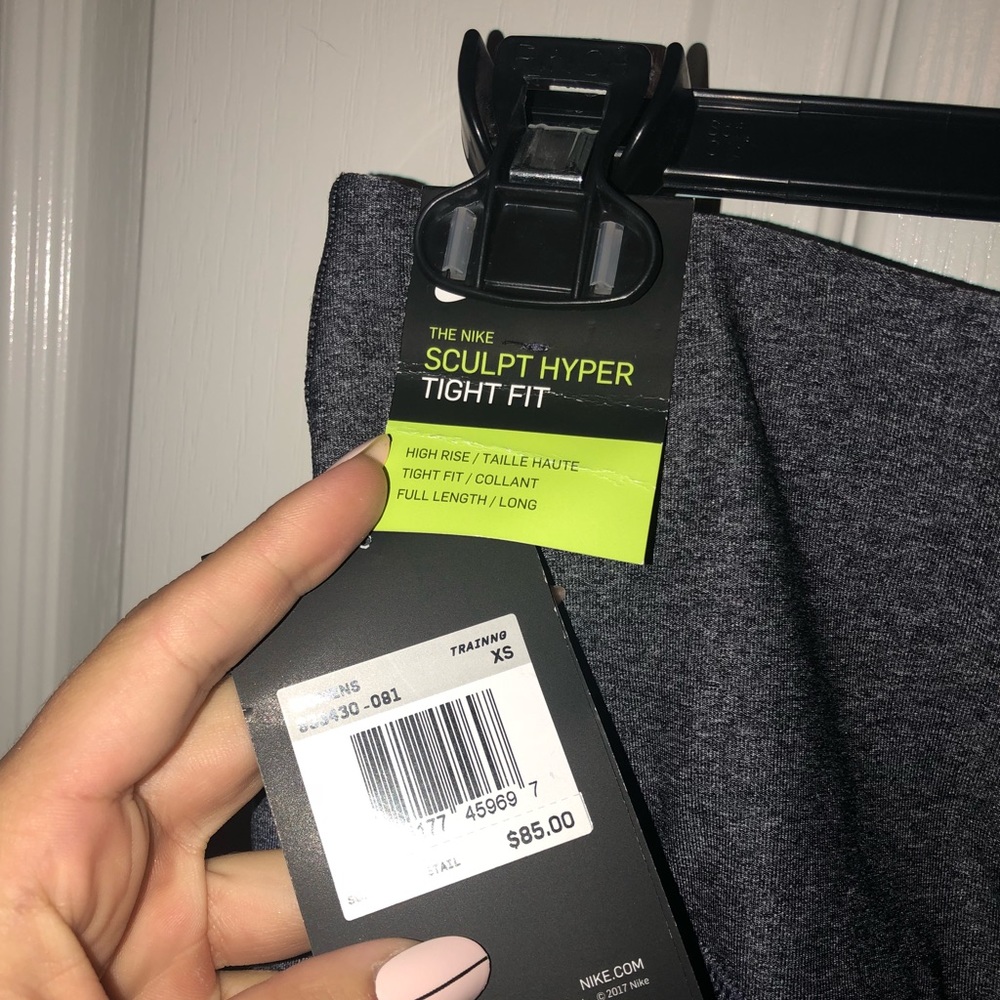 Nike Sculpt Hyper Tight Fit leggings